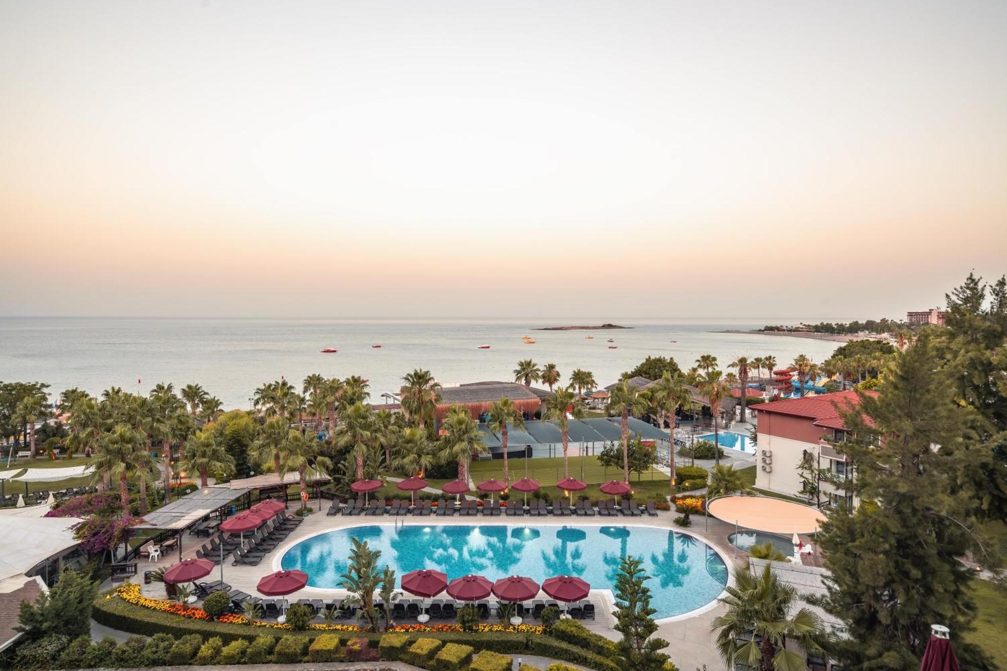 Justiniano Theodora Resort Okurcalar Eksteriør billede